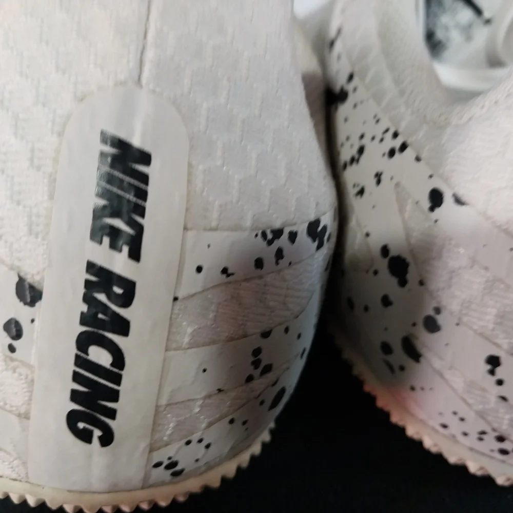 NIKE. Men
